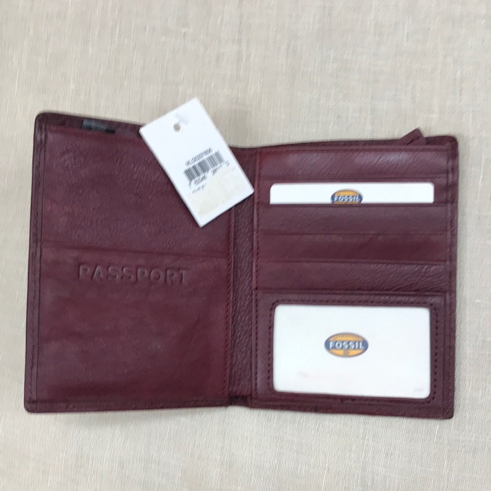Fossil Men's Burgundy Leather Passport & Card Organizer